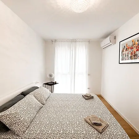 Apartment Con Terrazza Milan