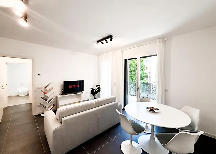 Con Terrazza Lägenhet *