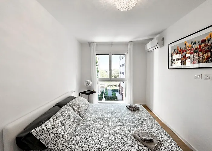 Apartament Con Terrazza Mediolan